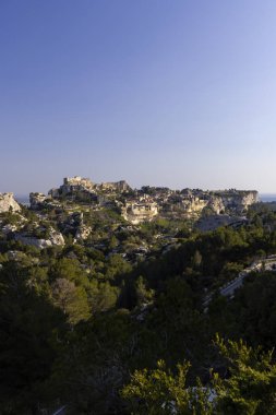 Ortaçağ şatosu ve köyü, Les Baux-de-Provence, Alpilles dağları, Provence, Fransa