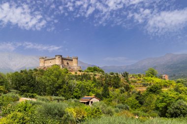 Mombeltran kalesi (Castillo de Mombeltran), Avila ili, Castilla y Leon, İspanya