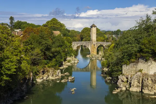 stock image Pont Vieux, bridge in Orthez, New Aquitaine, Departement Pyrenees Atlantiques, France