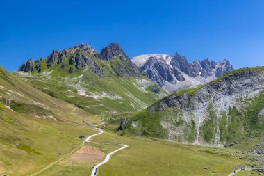Col du Galibier yakınlarındaki manzara, Hautes-Alpes, Fransa