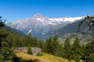 Lanslebourg-Mont-Cenis yakınlarındaki manzara, Savoy, Fransa