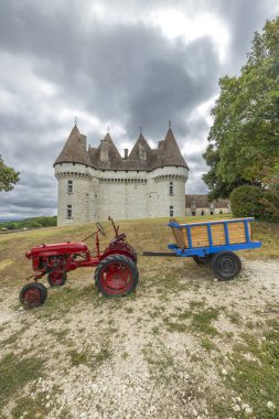 Monbazillac castle (Chateau de Monbazillac) near Bergerac, Dordogne department, Aquitaine, France clipart