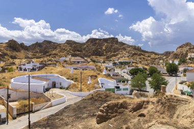 Guadix mağara evleri (Cuevas de Guadix), Guadix, Granada ili, Endülüs, İspanya