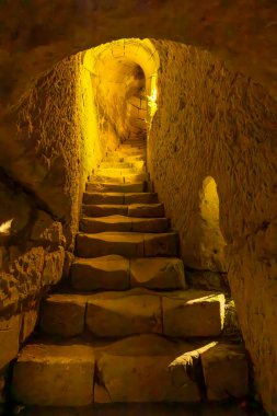 Breze Şatosu 'ndaki Troglodyte mahzeni (Chateau de Breze), UNESCO Dünya Mirası Alanı, Pays de la Loire, Fransa
