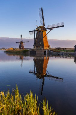 Kinderdijk 'teki geleneksel Hollanda yel değirmenleri - Unesco sitesi, Hollanda