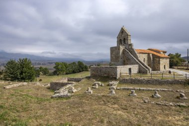Santa Maria de Retortillo Kilisesi (Iglesia de Santa Maria), Juliobriga, Campoo de Enmedio, Matamorosa, Cantabria, İspanya