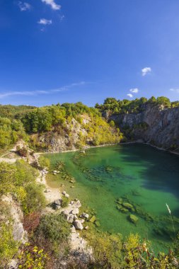 Benatina Travertine, doğal anıt ve koruma altındaki manzara alanı Vihorlat, Slovakya
