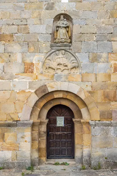 Santa Maria de Retortillo Kilisesi (Iglesia de Santa Maria), Juliobriga, Campoo de Enmedio, Matamorosa, Cantabria, İspanya
