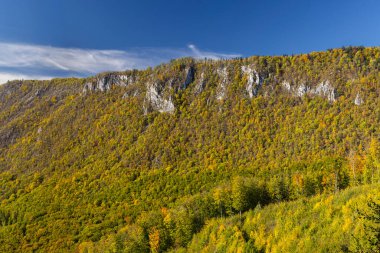 Ulusal Park Muranska Planina, Slovakya 'da tipik sonbahar manzarası