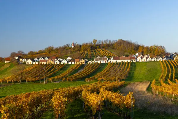 Galgenberg, Aşağı Avusturya 'da geleneksel şarap mahzenleri sokağı (kellergasse)