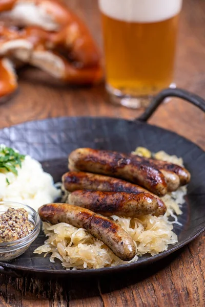 Grilled Franconian Sausages Sauerkraut — Stock Photo, Image