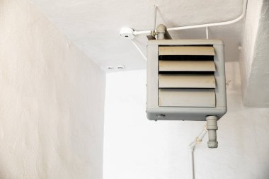 Bazı güncellemelere ihtiyacı olan eski HVAC sistemi