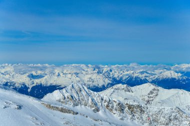 Dağların güzel manzarası
