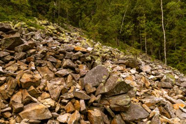 Kaya dokusu arka planı. Doğa, kayalar, kaya. Taş dokusu arkaplan dokusu.