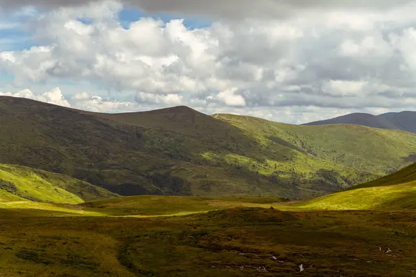 Горный Ландшафт Шотландского Нагорья — стоковое фото