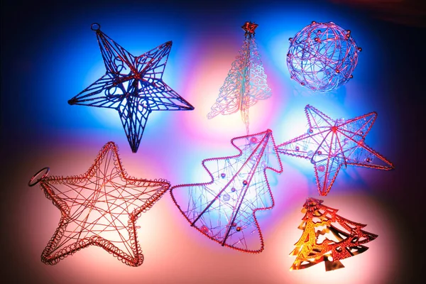 Ornamenti Natale Sfondo Blu Rosa — Foto Stock