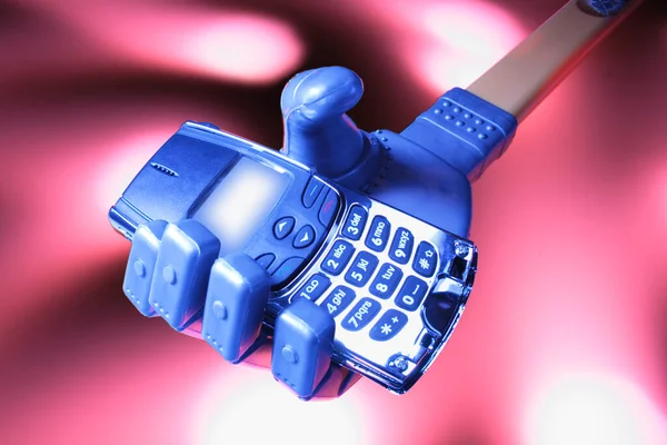 Robotic Hand Med Mobiltelefon — Stockfoto