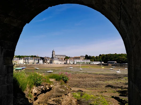 Hamnen Vid Lågvatten Saint Servan Som Stadsdel Saint Malo Ses — Stockfoto