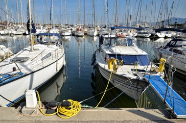Saint-Cyprien Marina, Fransa 'nın güneyindeki Pyrnes-Orientales Bölgesi Languedoc-Roussillon Bölgesi' nde komün..