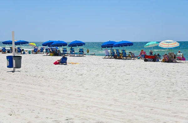 Gulf Shores Usa Května 2023 Lidé Venku Užívají Krásný Slunečný — Stock fotografie