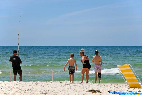 Gulf Shores Usa Maj 2023 Folk Ute Och Njuter Vacker — Stockfoto
