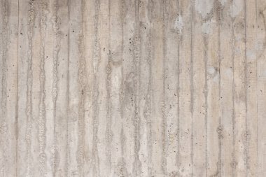 Dikey Ahşap Çizgileri İzli Açık Yüzlü Beton Duvar