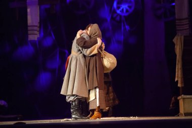 Sahnede rol yapmak. Performans 