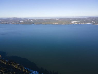 Bulgaristan 'ın Sofya kenti yakınlarındaki Iskar Barajı' nın hava manzarası