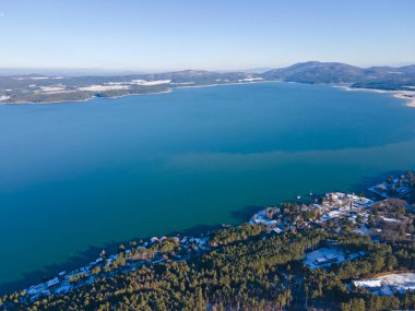 Bulgaristan 'ın Sofya kenti yakınlarındaki Iskar Barajı' nın hava manzarası