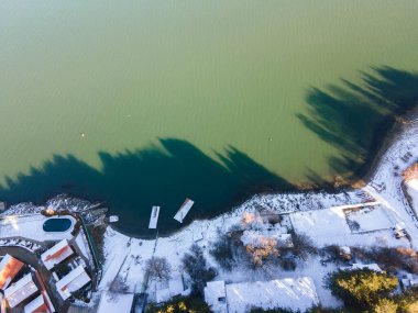 Bulgaristan 'ın Sofya kenti yakınlarındaki Iskar Barajı' nın hava manzarası