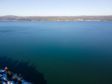 Bulgaristan 'ın Sofya kenti yakınlarındaki Iskar Barajı' nın hava manzarası