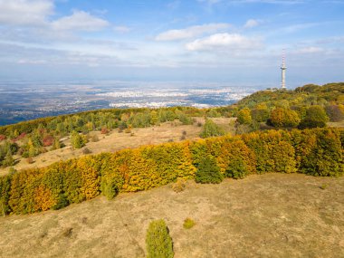 Bulgaristan 'ın Vitosha Dağı' nın şaşırtıcı sonbahar manzarası