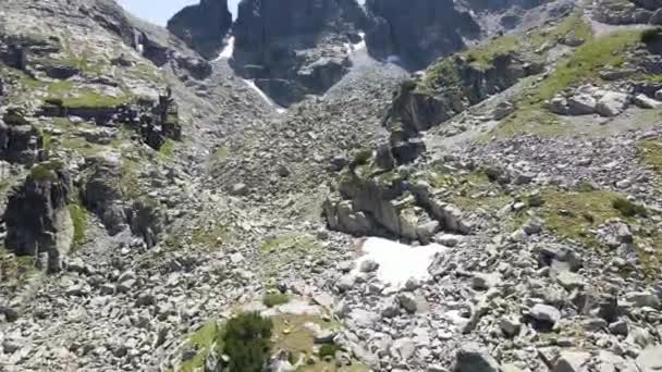 Vue Aérienne Incroyable Montagne Rila Près Lac Scary Lac Strashnoto — Video