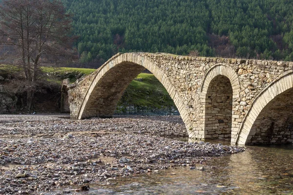 保加利亚Kardzhali地区Rhodope山Nenkovo村附近的古罗马桥 — 图库照片