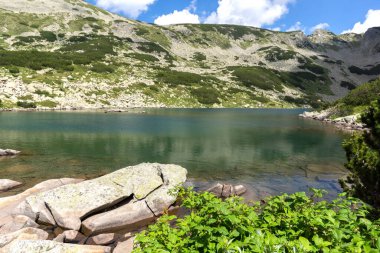 Uzun Göl, Pirin Dağı, Bulgaristan 'ın şaşırtıcı manzarası