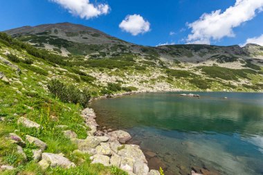 Uzun Göl, Pirin Dağı, Bulgaristan 'ın şaşırtıcı manzarası