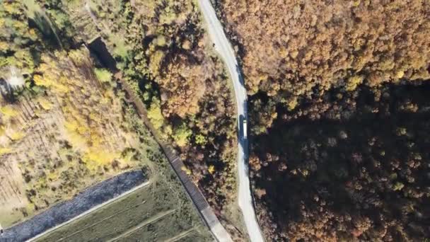 ブルガリア ソフィア地方ヴィティニヤ峠付近のバルカン山脈の空中写真 — ストック動画