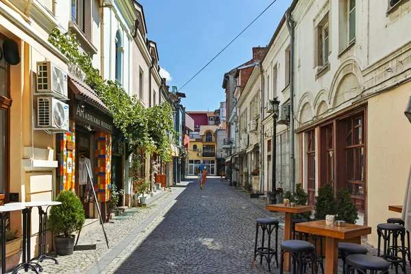stock image PLOVDIV, BULGARIA - AUGUST 1, 2022: Typical street and building at the center of city of Plovdiv, Bulgaria