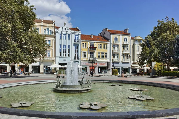 Plovdiv Bulgaria Ağustos 2022 Bulgaristan Filibe Kentinin Merkezinde Tipik Sokak — Stok fotoğraf