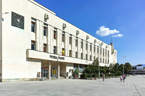 Plovdiv Bulgaria 2022年8月1日 保加利亚普罗夫迪夫市中心的典型街道和建筑 — 图库照片