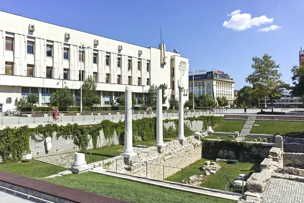Plovdiv Βουλγαρια Αυγουστου 2022 Τυπικός Δρόμος Και Κτίριο Στο Κέντρο — Φωτογραφία Αρχείου