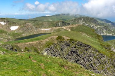 Bulgaristan 'ın Yedi Rila Gölü yakınlarındaki Rila Dağı' nın muhteşem manzarası