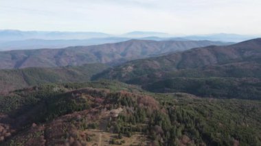 Osogovo Dağı 'nın hava manzarası, Kyustendil bölgesi, Bulgaristan
