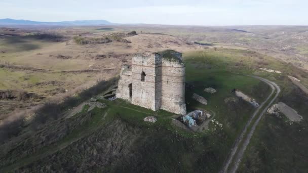 Vista Aérea Das Ruínas Fortaleza Medieval Bukelon Perto Aldeia Matochina — Vídeo de Stock