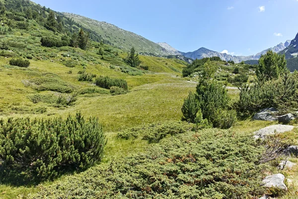 Amazing Landscape Pirin Mountain Mountain Begovitsa Hut Bulgaria — стоковое фото