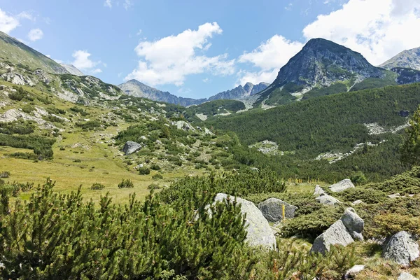 Amazing Landscape Pirin Mountain Mountain Begovitsa Hut Bulgaria — Stockfoto