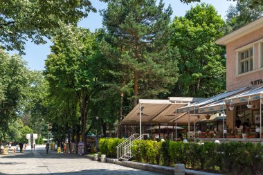 VELINGRAD, BULGARIA - 29 Haziran 2021: Bulgaristan 'ın ünlü Velingrad, Pazardzhik bölgesinin merkezi