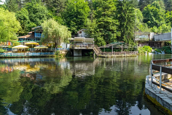 VELINGRAD, BULGARIA - 29 Haziran 2021: Bulgaristan 'ın ünlü Velingrad, Pazardzhik bölgesinin merkezi