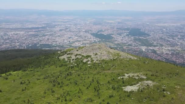 Amazing Aerial View Vitosha Mountain Kamen Del Peak Bulgaria — Stok video