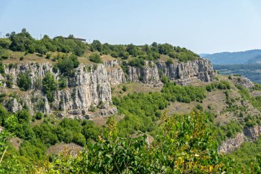 Bulgaristan 'ın Stara Planina Dağı' ndaki Iskar Nehri Boğazı 'nın inanılmaz manzarası